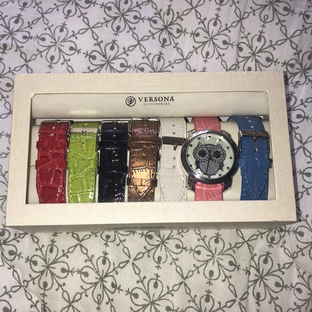 I’m selling a owl watch face with different bands!